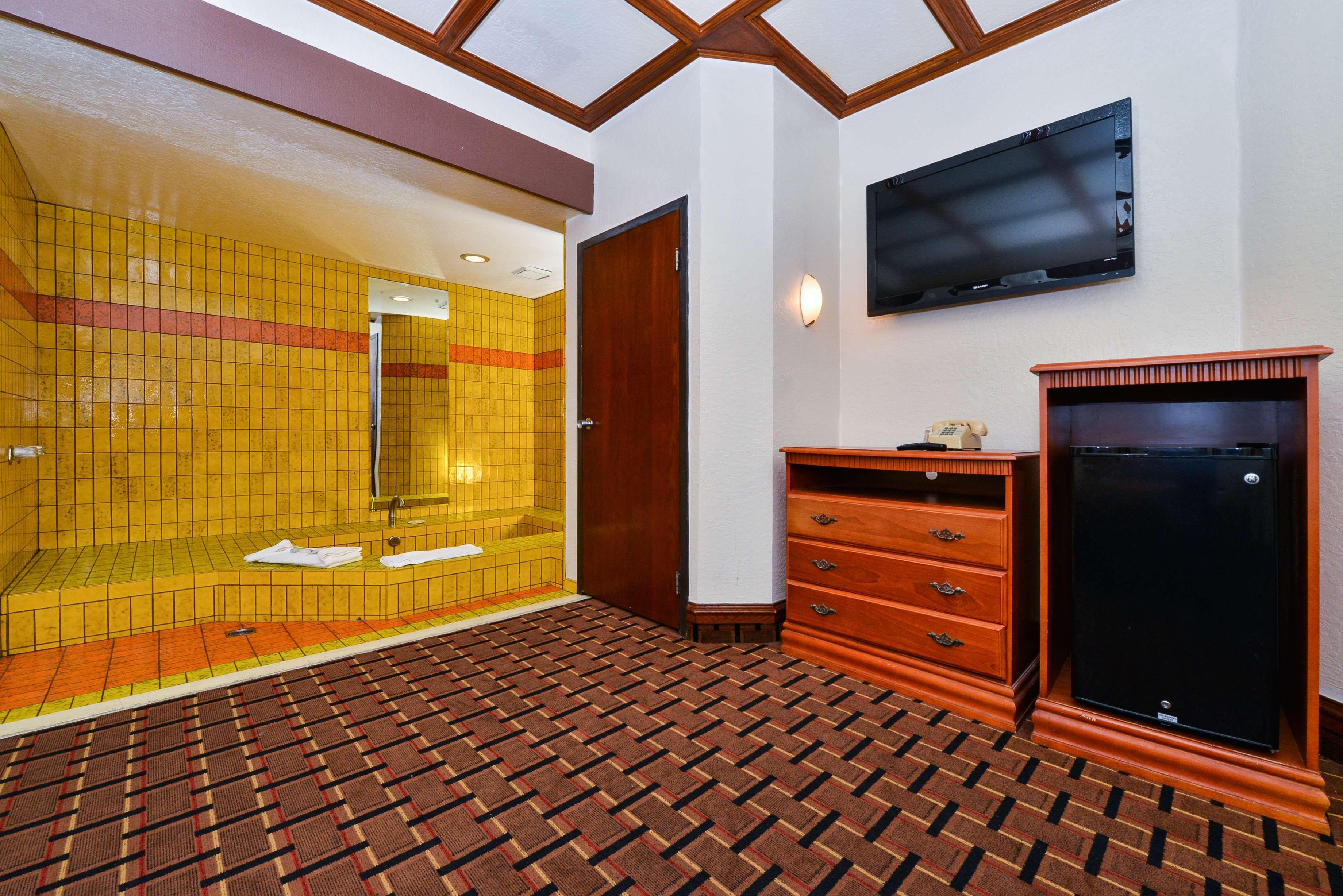 Americas Best Value Inn & Suites Los Angeles Downtown Sw Exteriör bild