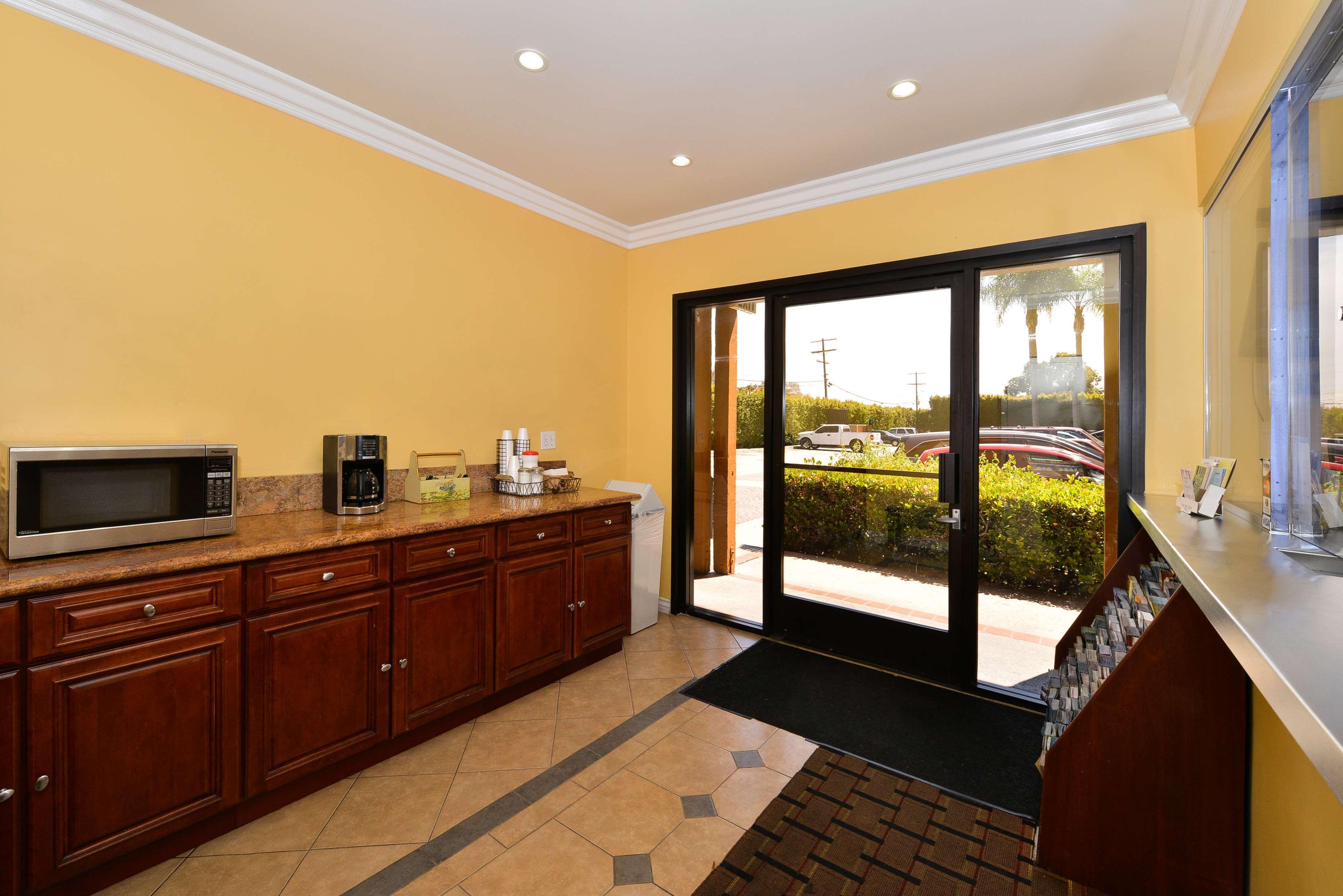 Americas Best Value Inn & Suites Los Angeles Downtown Sw Exteriör bild