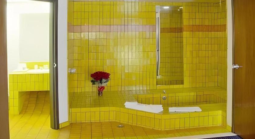 Americas Best Value Inn & Suites Los Angeles Downtown Sw Exteriör bild