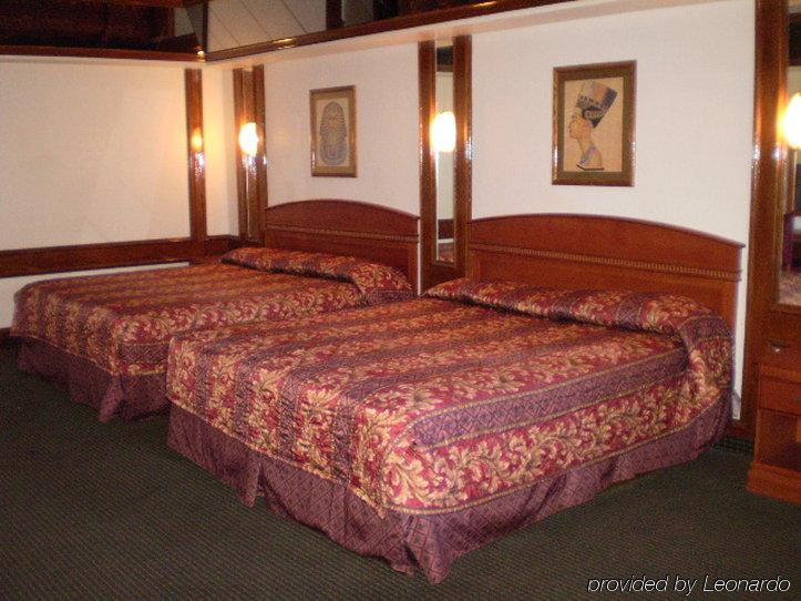 Americas Best Value Inn & Suites Los Angeles Downtown Sw Rum bild